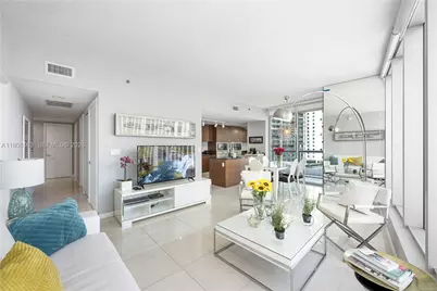 485 Brickell Ave #1604, Miami, FL 33131 - Photo 3