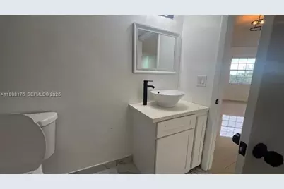 2881 N Oakland Forest Dr #309, Oakland Park, FL 33309 - Photo 29