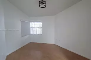 2881 N Oakland Forest Dr, Oakland Park, FL 33309 - Photo 21