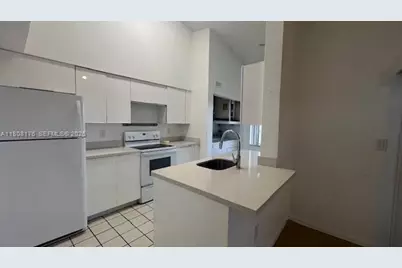 2881 N Oakland Forest Dr #309, Oakland Park, FL 33309 - Photo 9