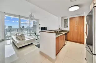 300 S Biscayne Blvd, Miami, FL 33131 - Photo 1