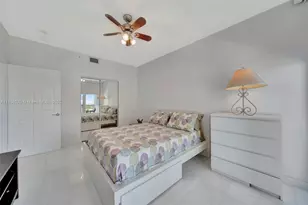 6001 N Ocean Dr, Hollywood, FL 33019 - Photo 13