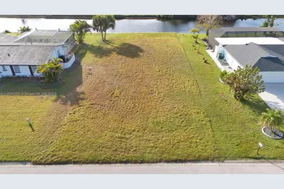 101 Caddy Rd, Port Charlotte, FL 33947 - Photo 5