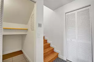 1551 NW 92nd Ave, Pembroke Pines, FL 33024 - Photo 39