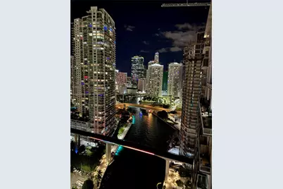 185 SW 7th St #2911, Miami, FL 33130 - Photo 13