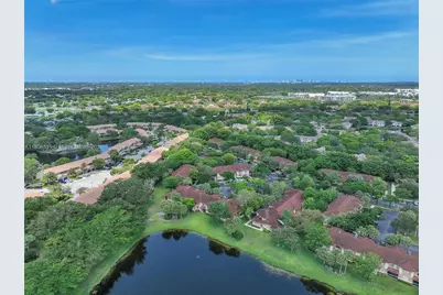 821 NW 91st Ter #821, Plantation, FL 33324 - Photo 11