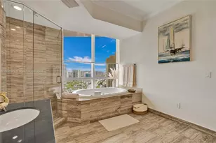 16001 Collins Ave, Sunny Isles Beach, FL 33160 - Photo 21