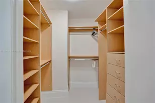 16001 Collins Ave, Sunny Isles Beach, FL 33160 - Photo 23