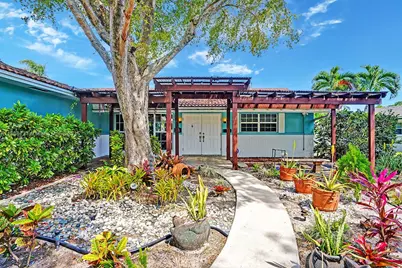 1245 Wiley St, Hollywood, FL 33019 - Photo 5