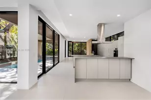 234 SW 22nd Rd, Miami, FL 33129 - Photo 19