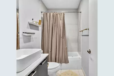 3502 NW 13th St, Lauderhill, FL 33311 - Photo 23