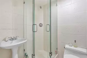 900 Bay Dr, Miami Beach, FL 33141 - Photo 15