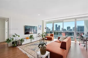 900 Bay Dr, Miami Beach, FL 33141 - Photo 1