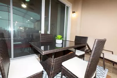 1515 Carey Palm Cir, Kissimmee, FL 34747 - Photo 23