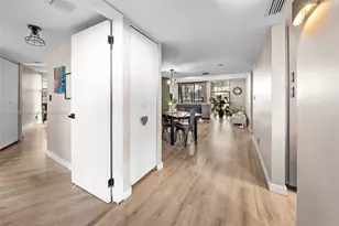 3401 N Country Club Dr, Aventura, FL 33180 - Photo 9