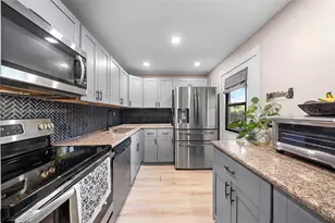 3401 N Country Club Dr, Aventura, FL 33180 - Photo 5