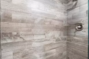 3401 N Country Club Dr, Aventura, FL 33180 - Photo 11