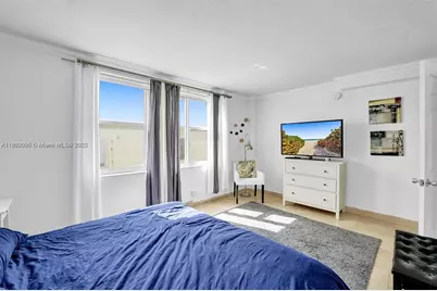 9195 Collins Ave #304, Surfside, FL 33154 - Photo 17