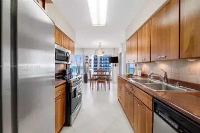 16445 Collins Ave #2226, Sunny Isles Beach, FL 33160 - Photo 33