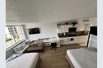 19201 Collins Ave #427, Sunny Isles Beach, FL 33160 - Photo 29