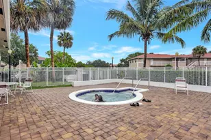826 Twin Lakes Dr, Coral Springs, FL 33071 - Photo 27