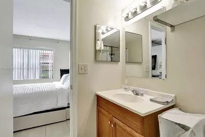 826 Twin Lakes Dr #18-D, Coral Springs, FL 33071 - Photo 21