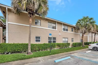 826 Twin Lakes Dr #18-D, Coral Springs, FL 33071 - Photo 1