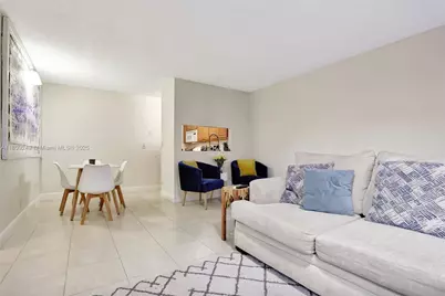 826 Twin Lakes Dr #18-D, Coral Springs, FL 33071 - Photo 5