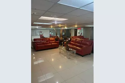 2001 Atlantic Shores Blvd #105, Hallandale Beach, FL 33009 - Photo 3