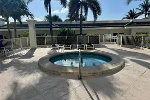 4779 Collins Ave, Miami Beach, FL 33140 - Photo 17