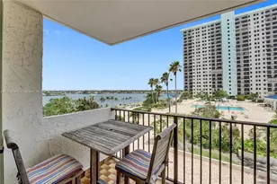 1201 S Ocean Dr, Hollywood, FL 33019 - Photo 35