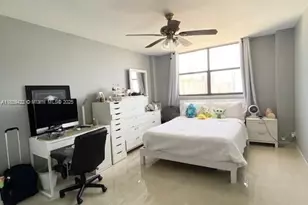 290 174th St, Sunny Isles Beach, FL 33160 - Photo 17