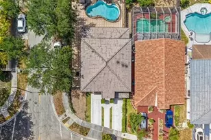 8900 NW 153rd Terrace, Miami Lakes, FL 33018 - Photo 9