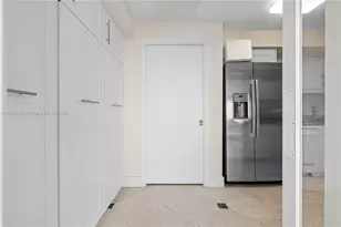 3 Grove Isle Dr, Miami, FL 33133 - Photo 15