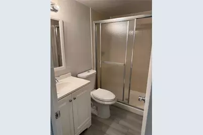 721 N Pine Island Rd #201, Plantation, FL 33324 - Photo 9