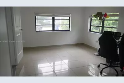1930 NW 55th St, Miami, FL 33142 - Photo 7