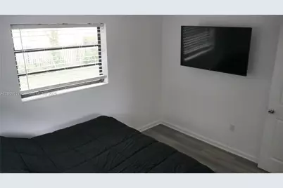 1930 NW 55th St, Miami, FL 33142 - Photo 9