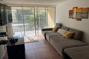 1770 NE 191st St, Miami, FL 33179 - Photo 3