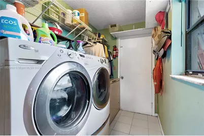 988 NW 110th Ave, Coral Springs, FL 33071 - Photo 27