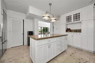 201 Knollwood Dr, Key Biscayne, FL 33149 - Photo 23