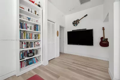 201 Knollwood Dr, Key Biscayne, FL 33149 - Photo 35