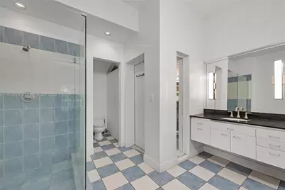 201 Knollwood Dr, Key Biscayne, FL 33149 - Photo 39