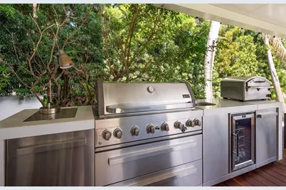 201 Knollwood Dr, Key Biscayne, FL 33149 - Photo 47