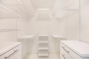 300 Biscayne Blvd Way, Miami, FL 33131 - Photo 13