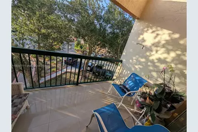 6276 NW 186th St #305, Hialeah, FL 33015 - Photo 9
