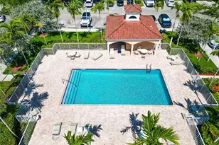 529 E Sheridan St, Dania Beach, FL 33004 - Photo 3