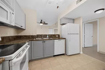 529 E Sheridan St #2061, Dania Beach, FL 33004 - Photo 11