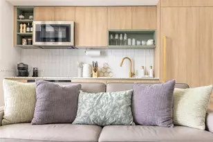 159 NE 6th St, Miami, FL 33132 - Photo 3