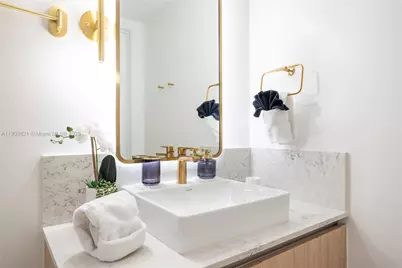 159 NE 6th St #3001, Miami, FL 33132 - Photo 5