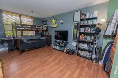665 NE 195th St #419, Miami, FL 33179 - Photo 19